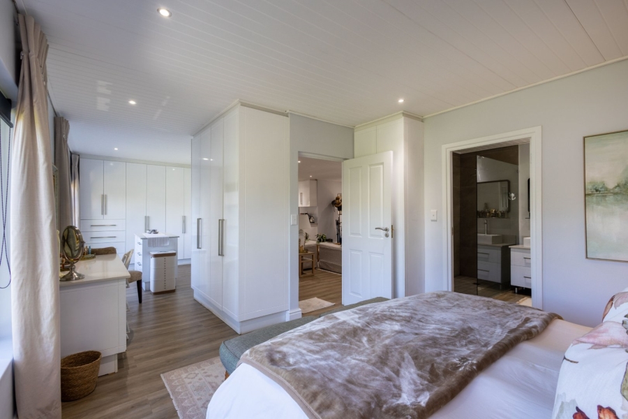 4 Bedroom Property for Sale in The Heads Western Cape